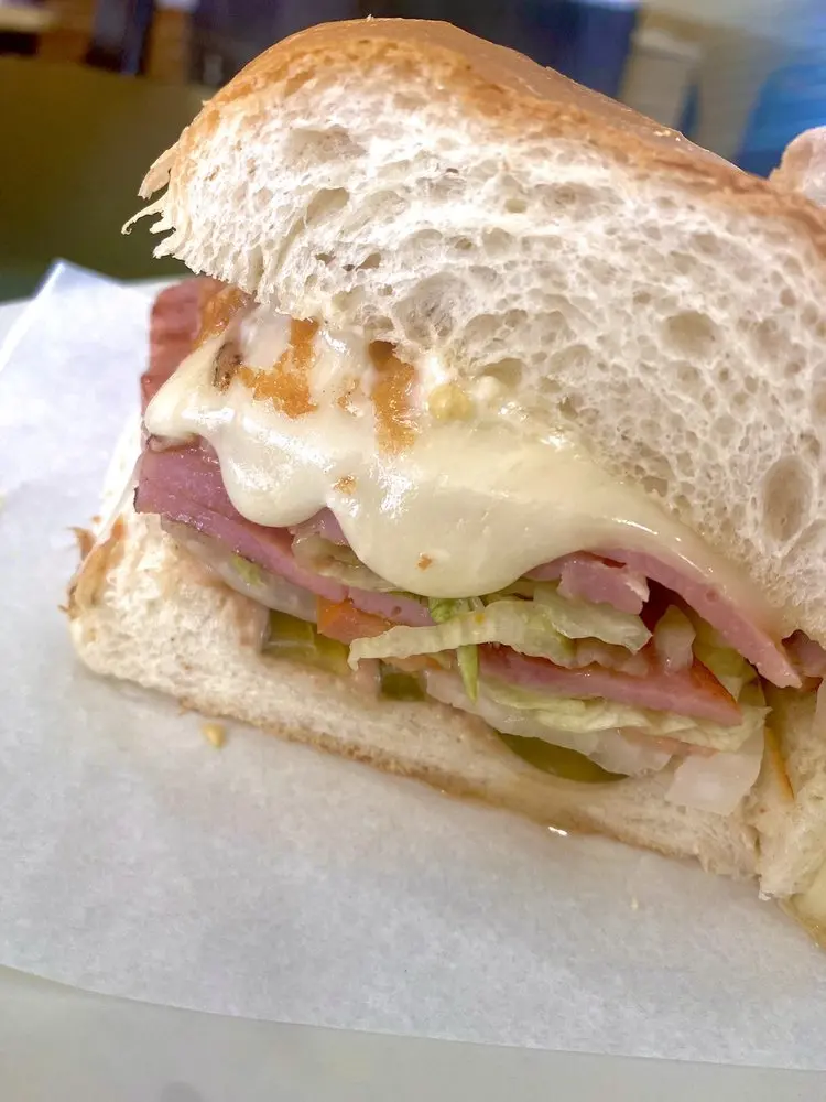 Hawaiiana torta with ham, pineapple, and melted cheese